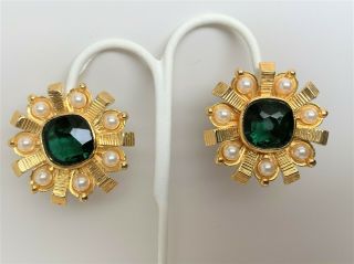 Gorgeous Vintage Gold Tone Faux Pearl & Green Rhinestone Clip On Earrings