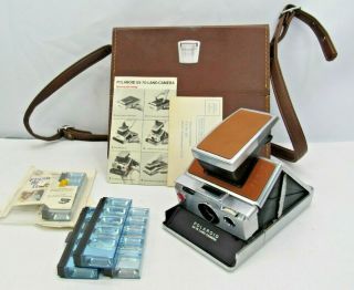 Polaroid Land Camera Sx - 70 With Hard Leather Case And Manuals