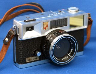 Yashica Flash - O - Set 35mm Vintage Film Camera Yashinon F/4 40mm Lens