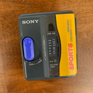 Vintage Sony Sports Walkman Mega Bass Fm/am Radio Cassette Player Wm - Fs393