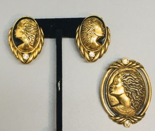 Vintage 1994 Coreen Simpson For Avon Gold Tone Cameo Earrings Brooch Set