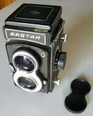 Vintage Eastar Tlr 120 Film Camera.  Former Display Case Item