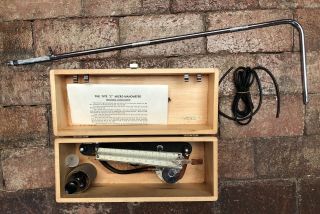 Vintage Micro - Manometer/air Pressure Meter Type C - E.  Vernon Hill - W/box