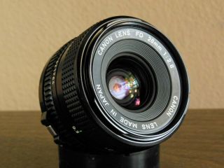 Canon Lens Fd 28mm F/2.  8 -,