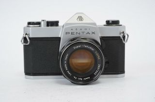 Asahi Pentax Sp1000 Camera With - Takumar 1:2 / 55mm Lens