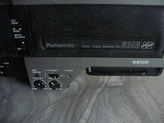 VINTAGE PANASONIC COLOR VIDEO CAMERA WV - 3240 MW with case 3