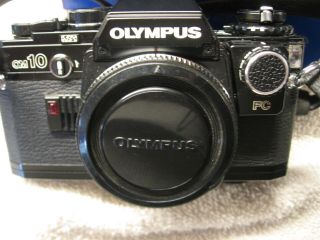 Olympus Om 10 Camera W/accessories