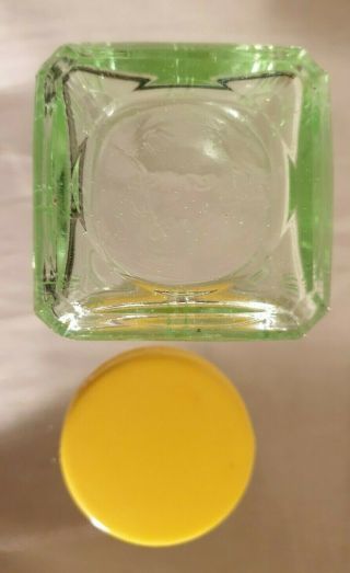 VINTAGE URANIUM GREEN DEPRESSION GLASS STORAGE JAR YELLOW PLASTIC LID 6.  5cm 3