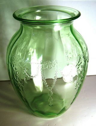Anchor Hocking Green Depression Glass " Cameo Ballerina " 8 " Flower Vase - Vintage
