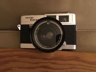 Petri Racer 35mm Film Camera,  Fine Leather Case,  Vintage