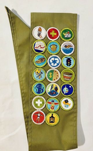 Vintage Boy Scouts Of America Bsa Sash And Merit Badge 20 Patches
