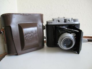Kuribayashi Petri RF Folder 6x4.  5 Rangefinder Camera 120 film - Orikon 7.  5cm lens 2