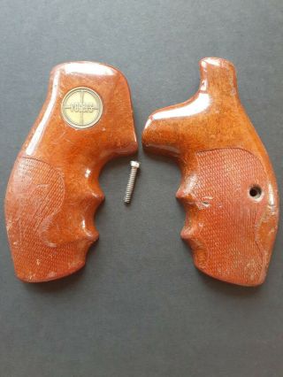 Vintage Set Of Rogers Grips For Smith Wesson S&w K Frame Round Butt Revolve