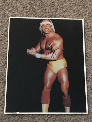 Hulk Hogan Signed Autographed 8x10 Vintage 1980’s Photo Wrestling Legend