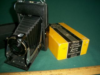 Vintage Kodak Vigilant Junior Six - 20 Folding Film Camera With Orig.  Box
