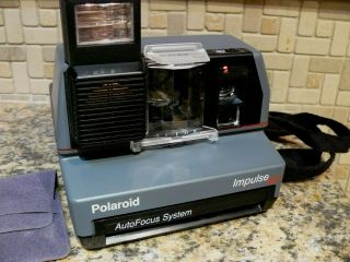 Polaroid Impulse AF 600 Plus Instant Film Camera with P104 Special Effect Filter 2
