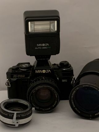 Vintage Minolta X 700 35mm Camera/ Flash,  Macro Zoom,  Tele Converter/ Case Nr