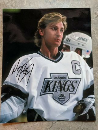 Wayne Gretzky Signed Autographed 8x10 Photo Los Angeles Kings W/