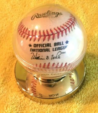 Warren Spahn Signed Rawlings Official Nl Baseball In Display Case