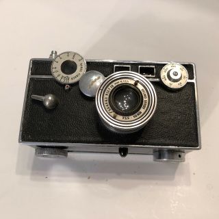 Argus C3 35 Mm Camera With Leather Case And Exposure Guide.  Not.