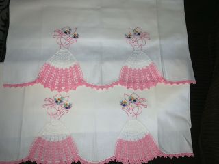 Vtg Pair Cotton Dbl Southern Belle Embroidered Pillow Cases Crochet Skirt Edge