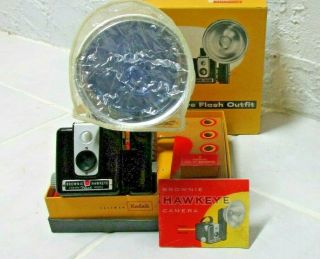 Vintage 1950s Kodak Brownie Hawkeye Camera W/ Flash & Bulb & Manual& Cover & Box
