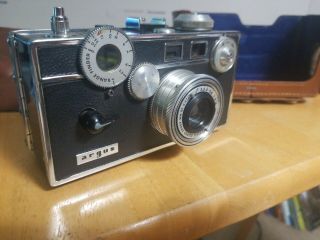 Vintage Argus C3 Brick Camera W/ Coated Cintar 3.  5 50mm & Chess United Extension 3
