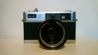 Vintage Minolta Hi - Matic 11 3 Circuit,  Rokkor - PF 1:1.  7,  45mm Lens. 2