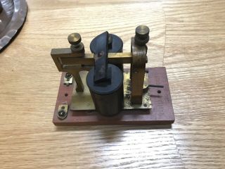 Vintage J.  H.  Bunnell & Co.  Telegraph Key Sounder With Wood Base