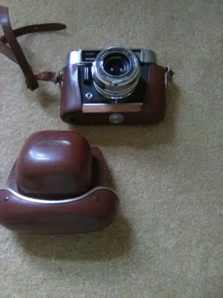 Voigtlander Vitomatic Ii Camera With Skopar 2.  8/50 Lens