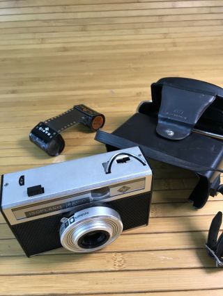 Agfa Isoflash Rapid C 35mm Camera Isitar Lens,  Cartridges,  Case Made In Germany T