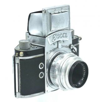 EXAKTA EXA (type 4) CAMERA,  c - 1956 with LUDWIG MERITAR 2.  9 f=50mm Lens 2