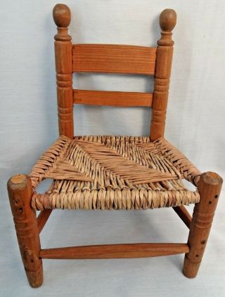 Adorable Vintage Wood And Wicker Kids Toddler Chair Or Big Teddy Doll Furniture