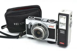 Vintage Ricoh Hi - Color / Rikenon 2.  8 F=35mm Lens / Strap / Case / Flash C - 1970