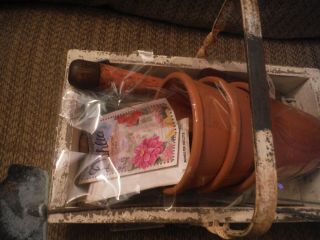 VINTAGE Gardening Box w Metal Handle,  Pots,  Shovel,  Seeds,  Chives Stake & Others 2