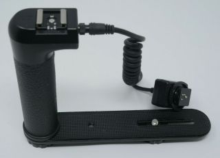 Olympus Dedicated Flash Bracket With Remote Cable
