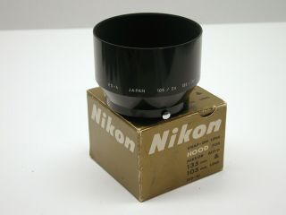 Authentic Nikon Lens Hood Shade.  Box.  As.  Hs - 4.  Hs4