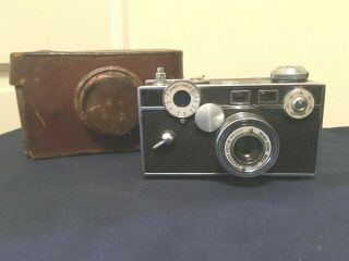 Vintg Argus C3 35mm Film Camera F/3.  5 50mm Cintar Lens & Leather Case