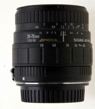 Sigma 24 - 70/3.  5 - 5.  6 Aspherical Zoom Lens For Canon Digital Cameras