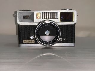 Yashica Flash - O - Set 35mm Vintage Film Camera Yashinon F/4 40mm Lens