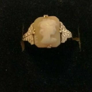 Vintage 9ct Gold Cameo Ring Size N/o 1.  7 Gms
