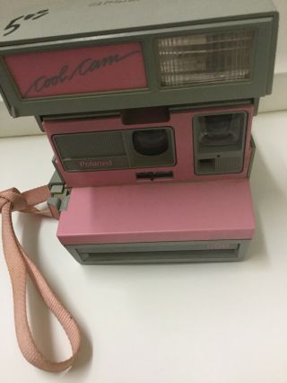 Vtg Polaroid 600 Cool Cam Instant Land Camera Pink & Gray W/ Strap