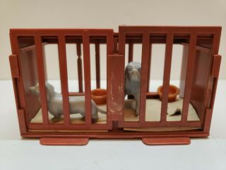 Vintage Renwal Doll House Miniature Kennel With Dogs