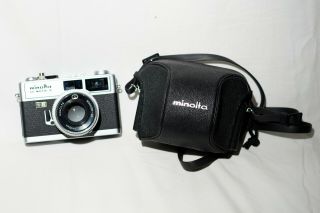 Minolta Hi - Matic E Vintage Rangefinder 35mm Film Camera 40mm F1.  7 Rokkor - Qf Lens