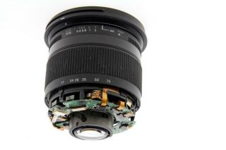 Sigma 17 - 70mm F/2.  8 - 4 Dc Macro Contemporary Lens