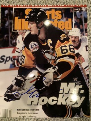 Mario Lemieux Pittsburgh Penguins Autographed 11x14 Sports Illustrated Cover