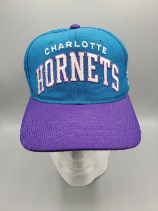 Charlotte Hornets Vintage 90 