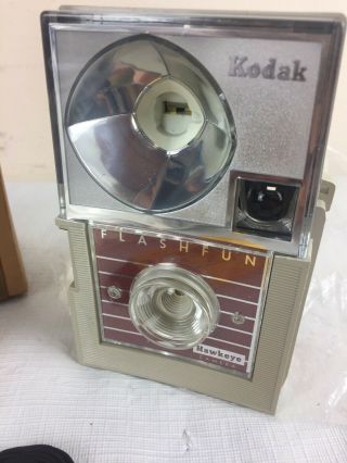 Vintage KODAK HAWKEYE FLASHFUN,  BOX W/ VP 127 FILM Exp 6/65 2