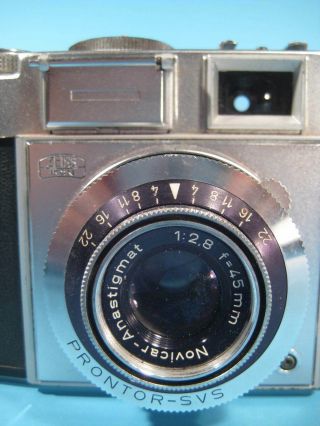 Zeiss Ikon Contina LK Film Camera 45mm f2.  8 Lens 2