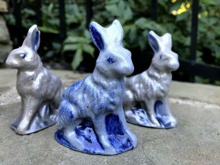 Vtg Rowe Pottery Salt Glazed Blue Stoneware Old World Bunny Rabbits Easter Set 3